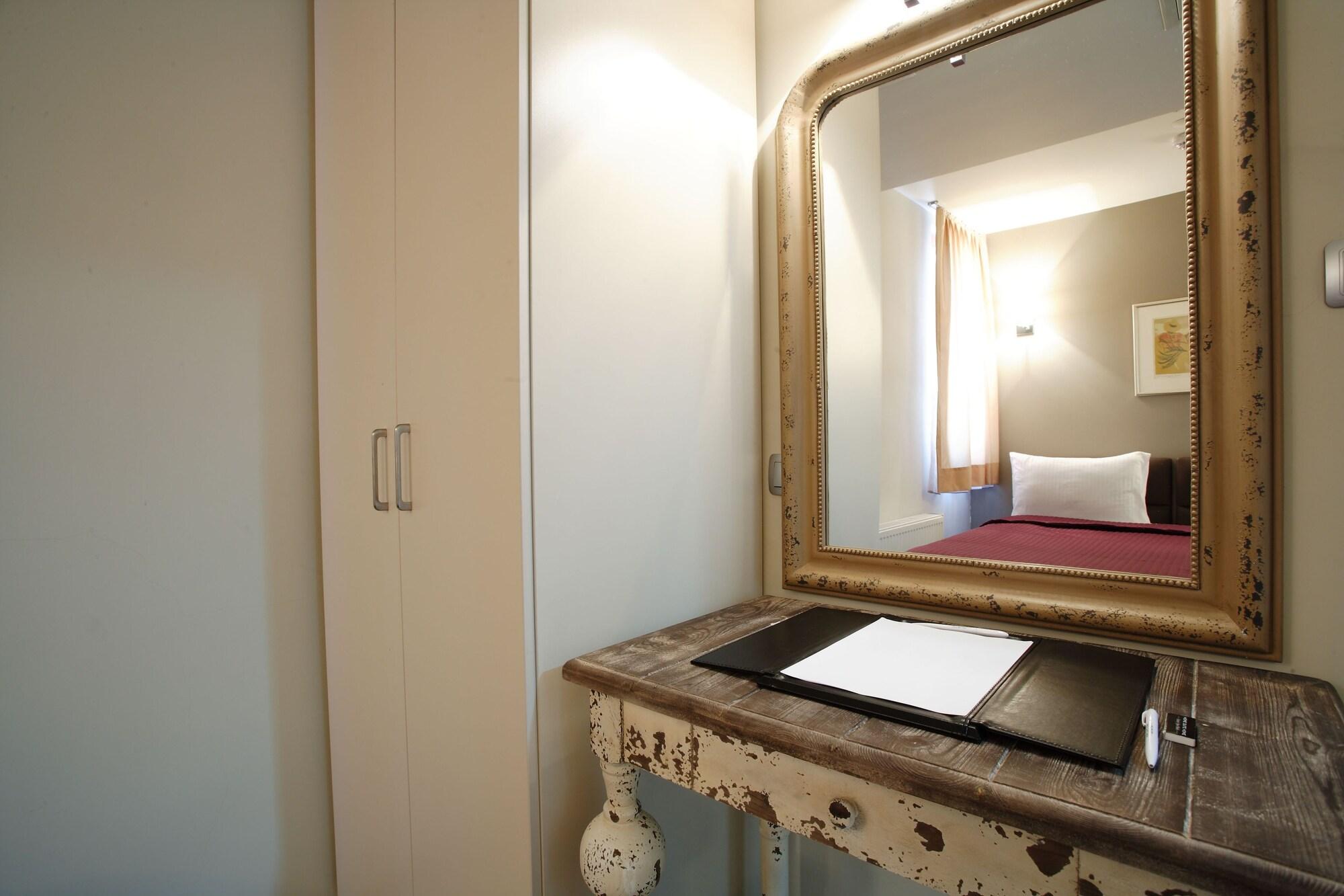 Home Stay Home Sisli Istanbul Phòng bức ảnh