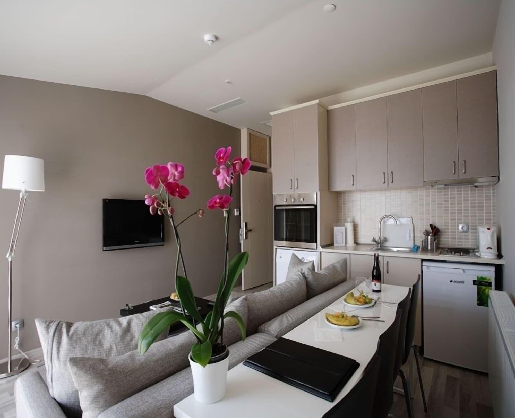 Home Stay Home Sisli Istanbul Ngoại thất bức ảnh
